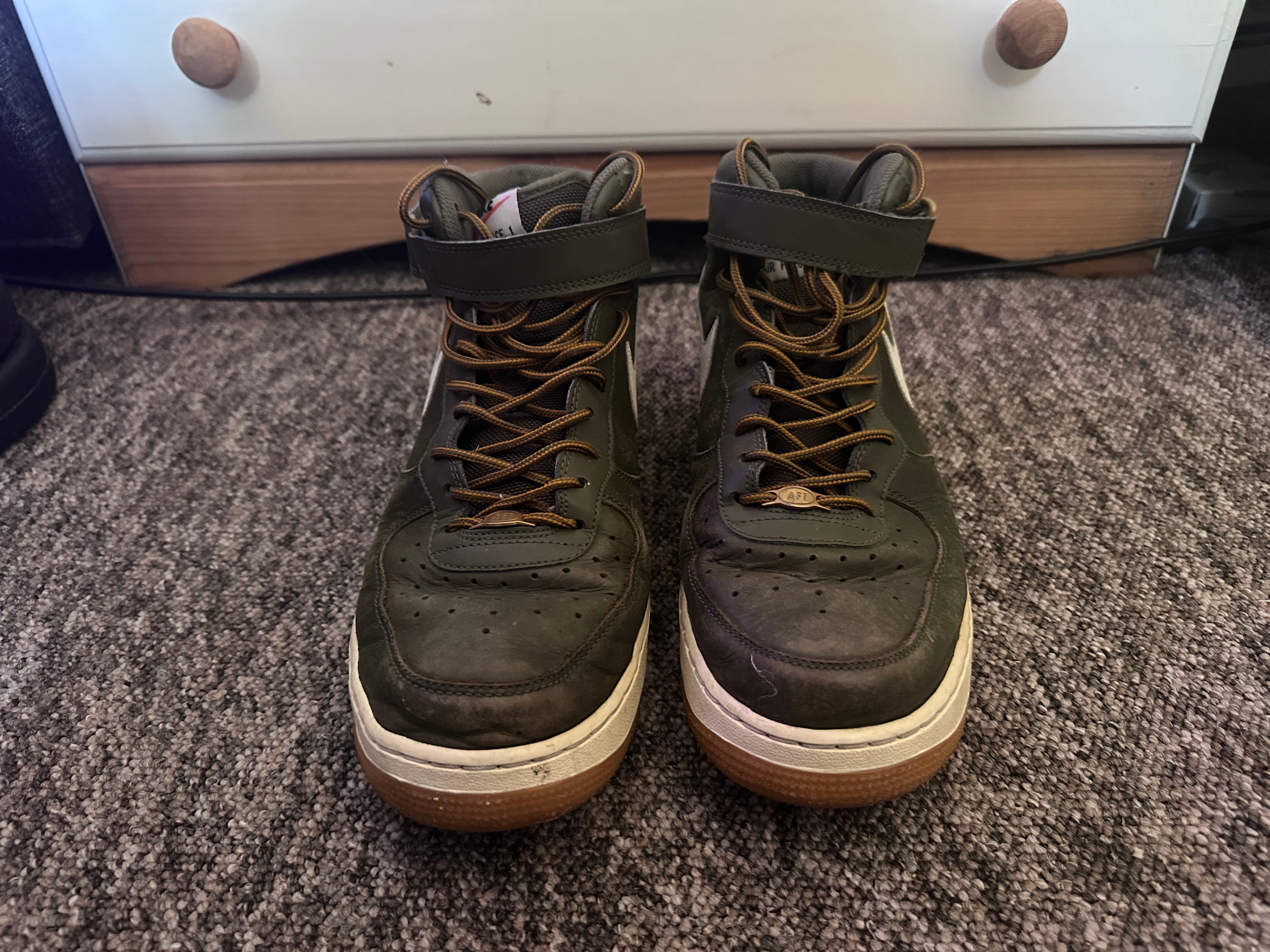 VINTAGE NIKE AIR FORCE 1 SIZE 11.5 UK